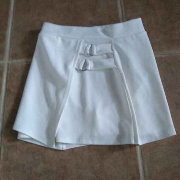 Lot Sale! All Women's Clothes - 4 Items Included!! - Picture 2 of 5